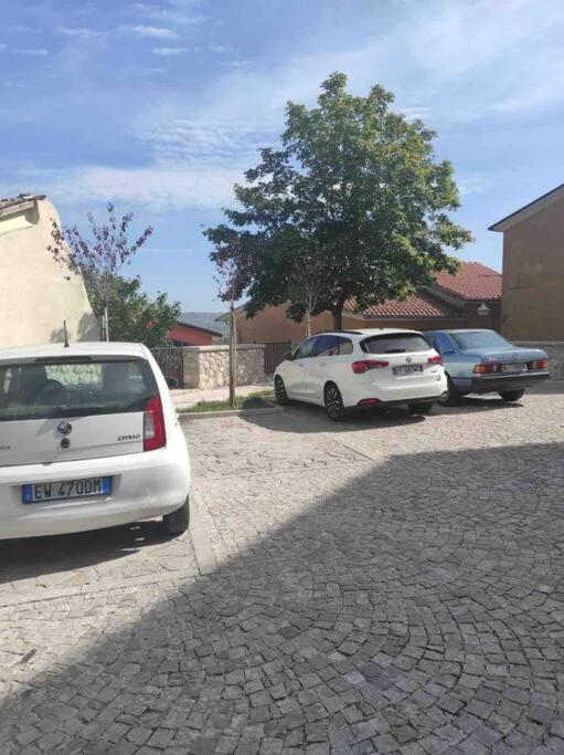 Casa “Lo Scazzamauriello” Villa Cassano Irpino Bagian luar foto